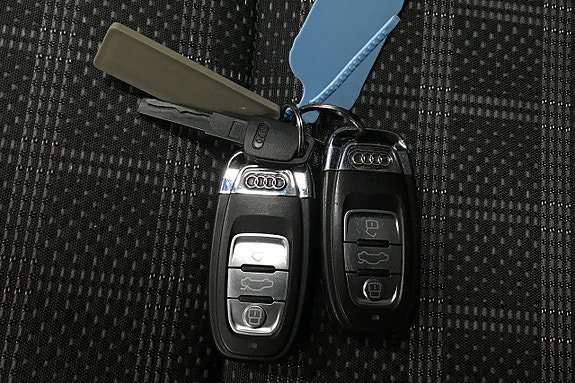 Vehicle Image 28