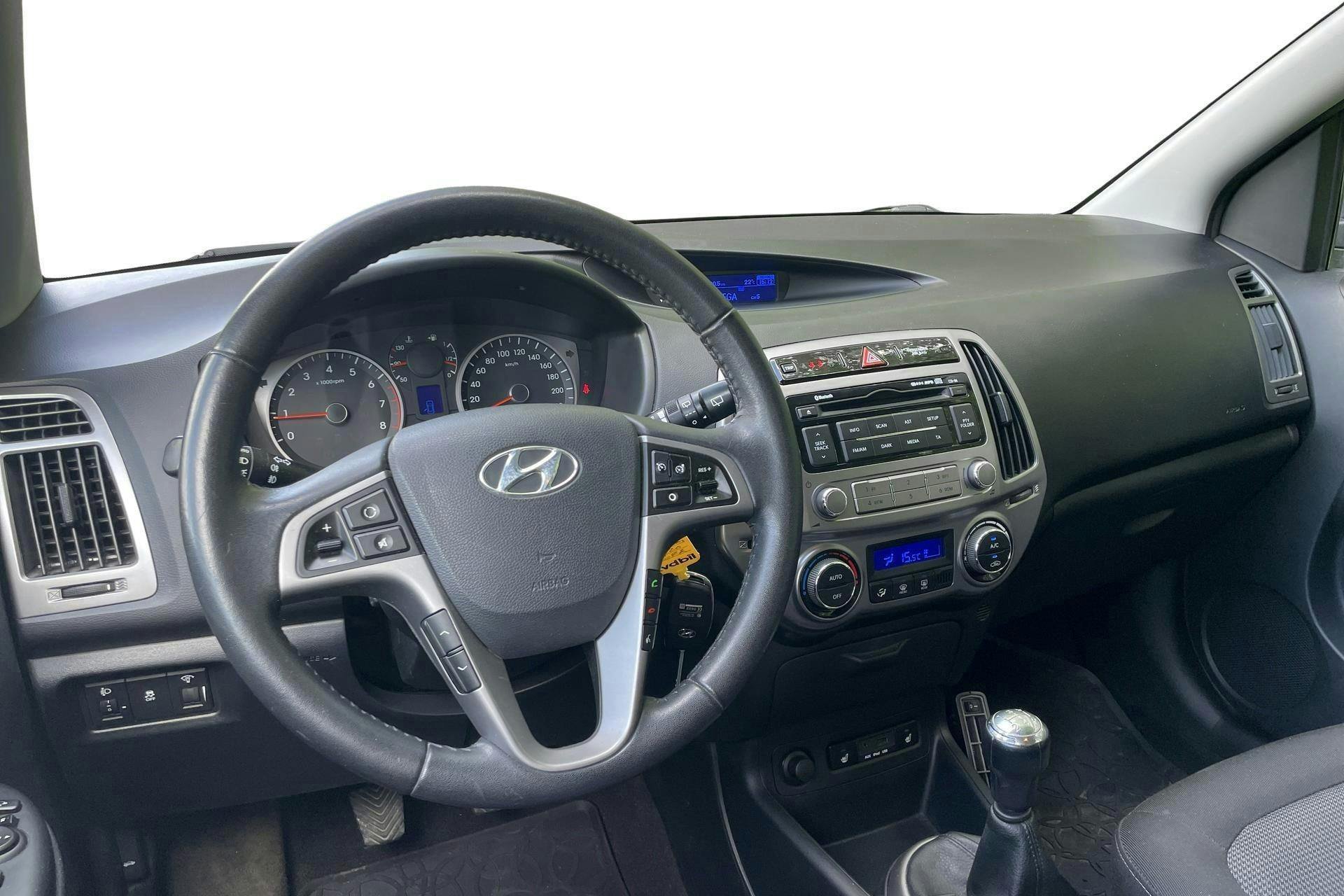 Vehicle Image 11