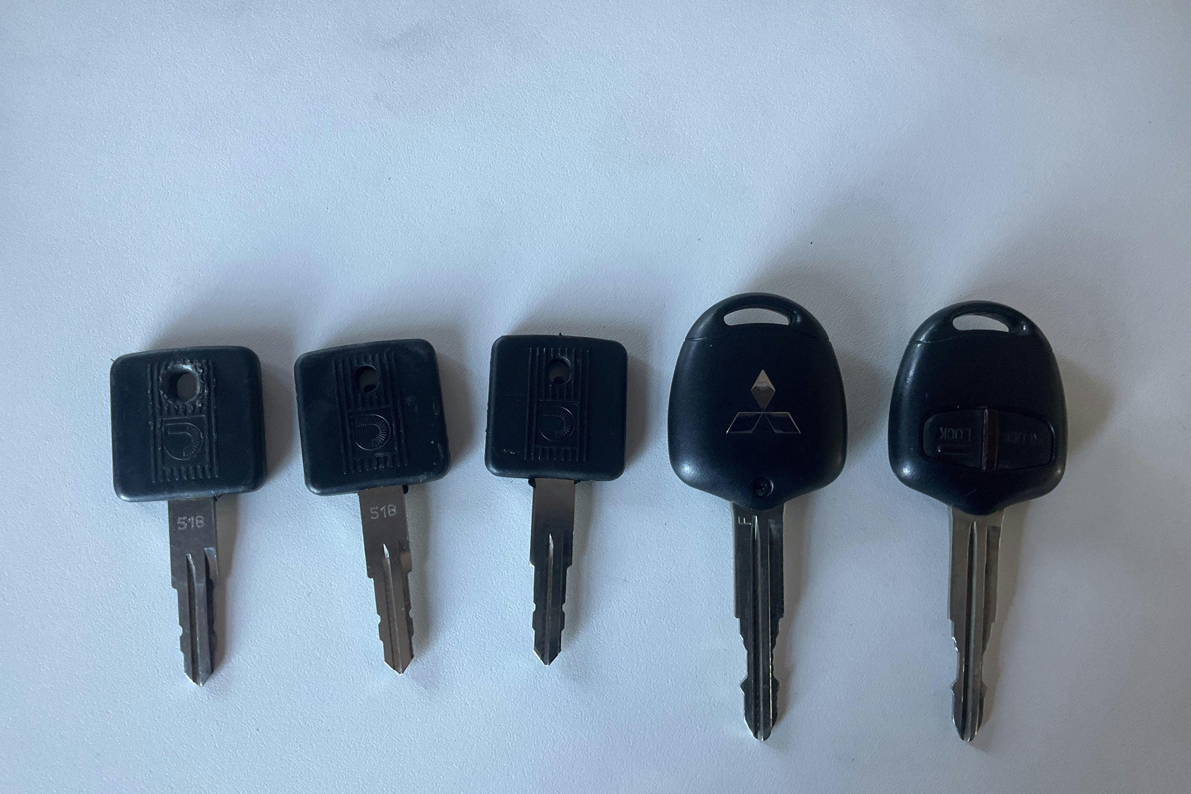 Vehicle Image 15