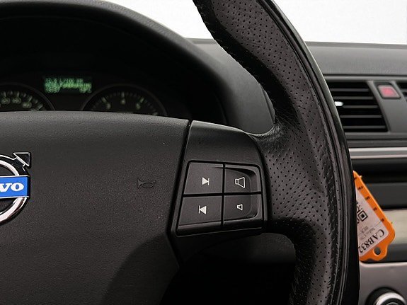 Vehicle Image 24