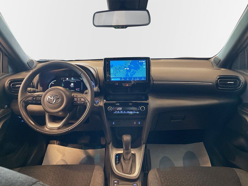 Vehicle Image 9