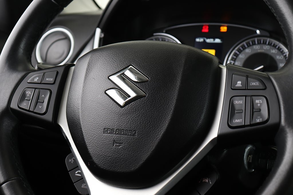 Vehicle Image 17