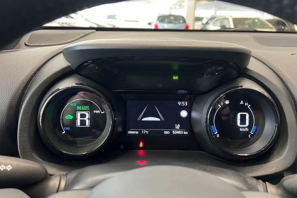 Vehicle Image 14
