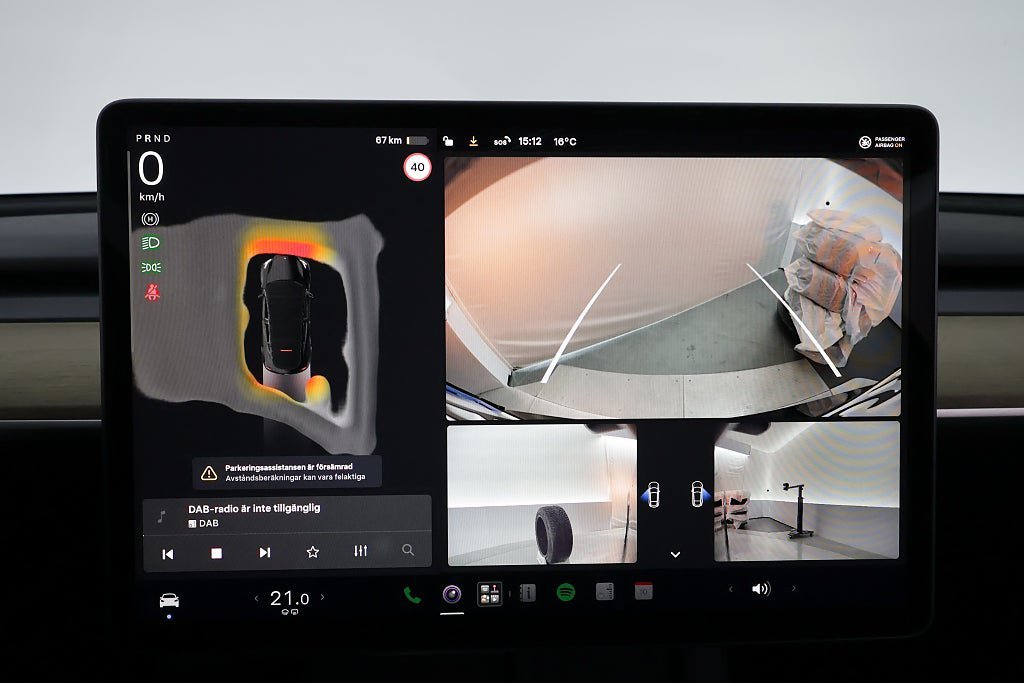 Vehicle Image 21