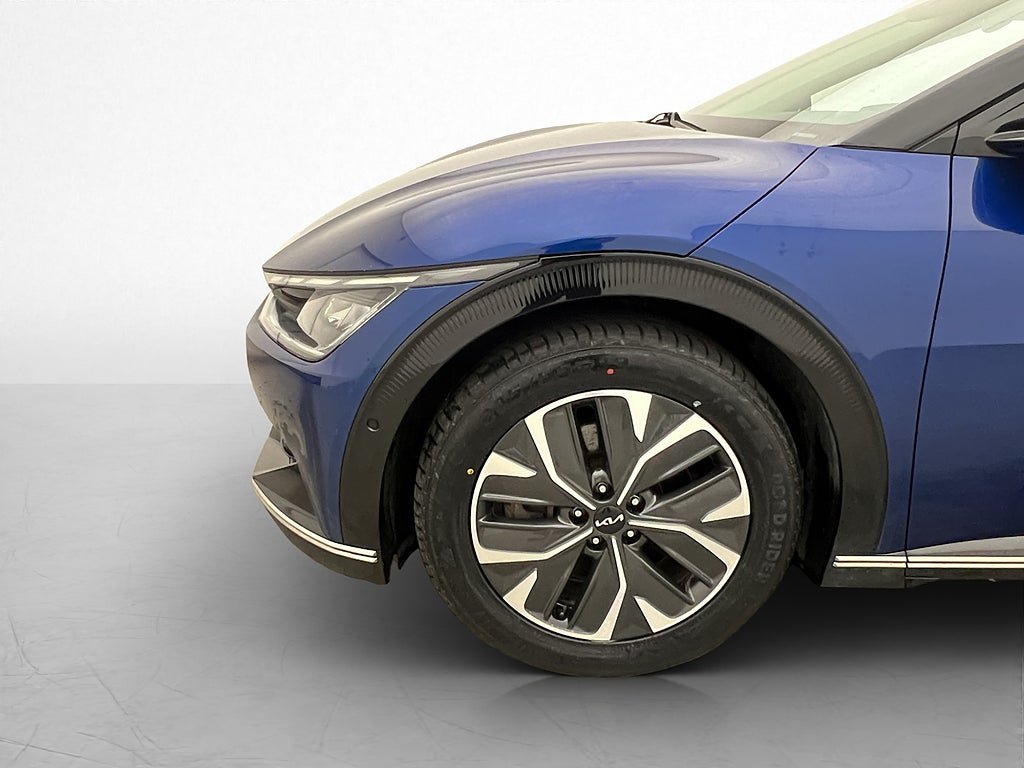 Vehicle Image 36