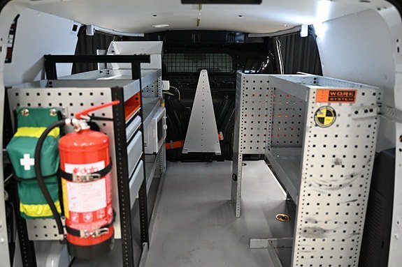 Vehicle Image 9
