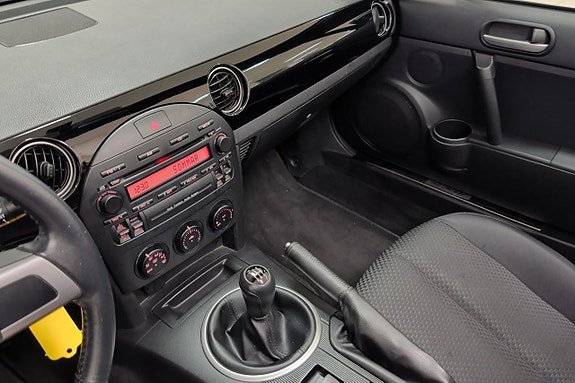 Vehicle Image 17