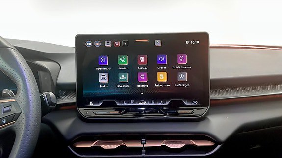 Vehicle Image 9