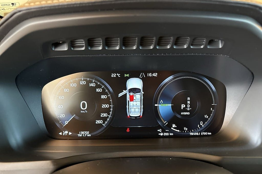 Vehicle Image 22