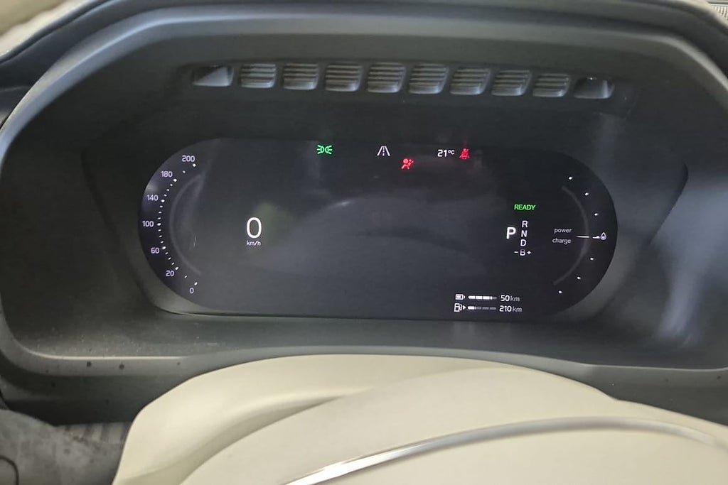 Vehicle Image 16