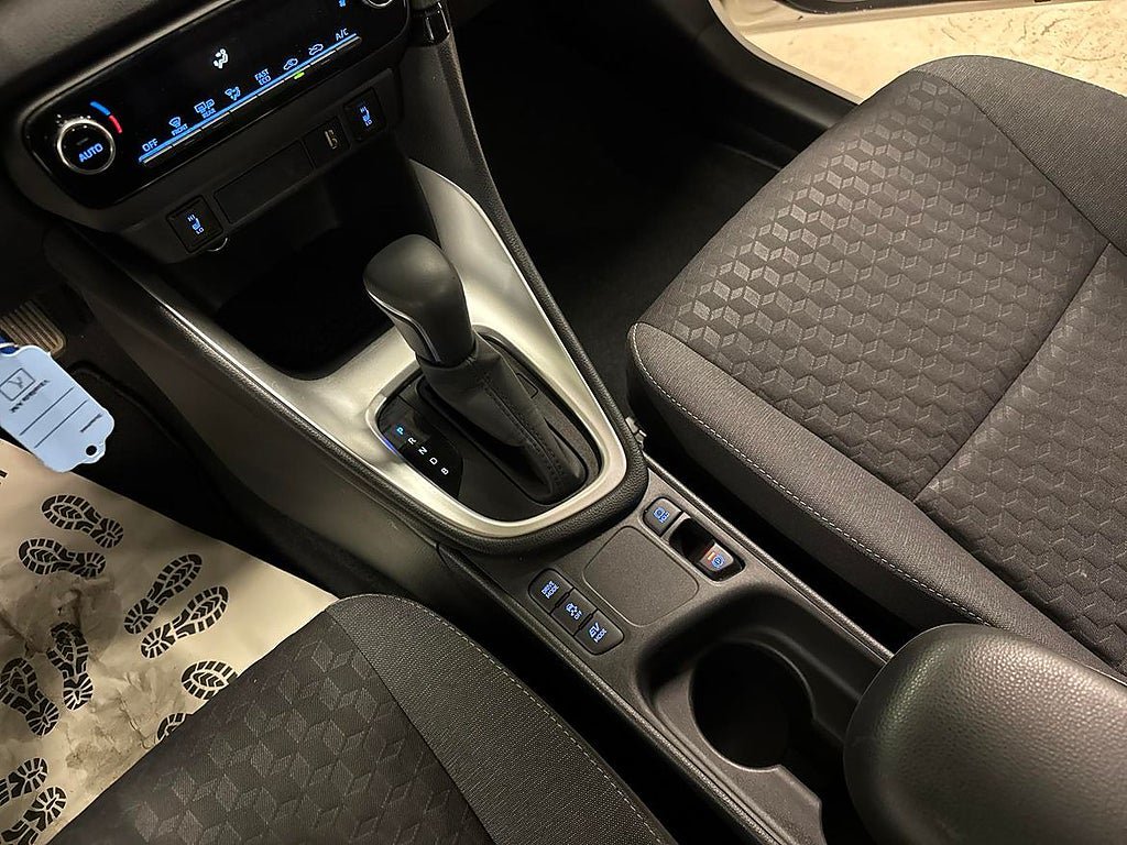 Vehicle Image 18