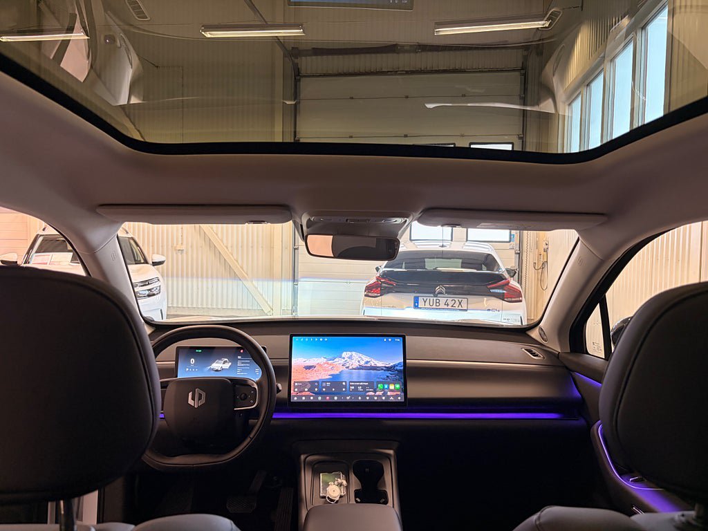 Vehicle Image 22