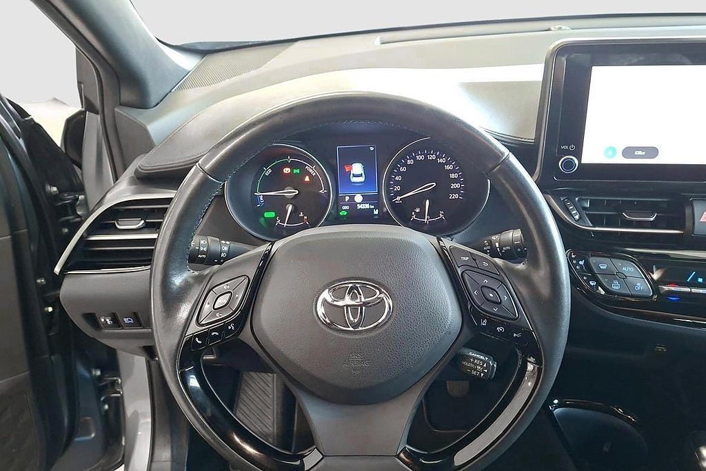 Vehicle Image 11