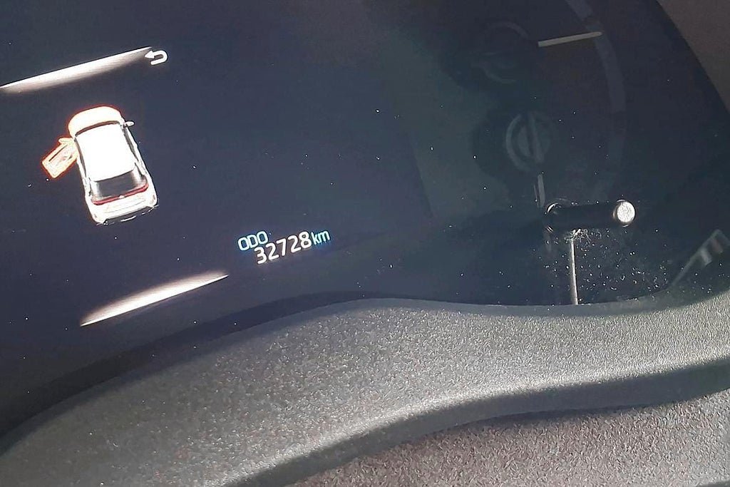 Vehicle Image 14