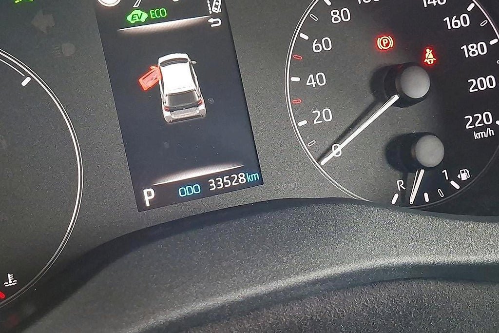 Vehicle Image 14
