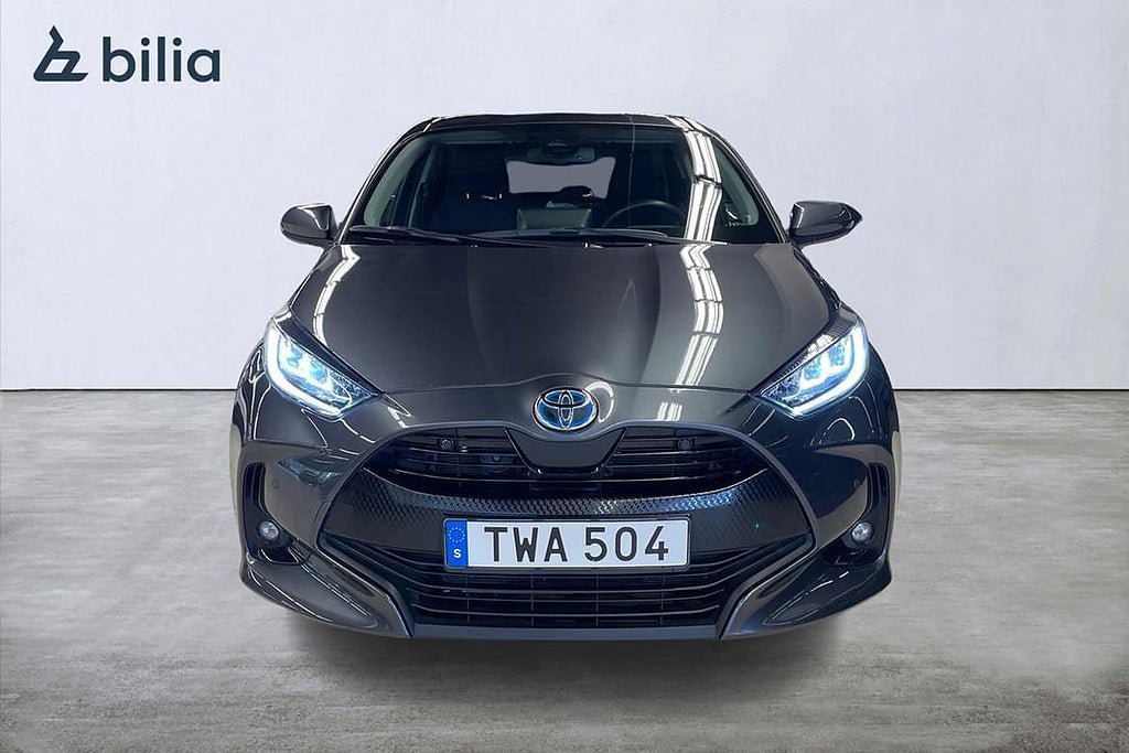 Vehicle Image 5