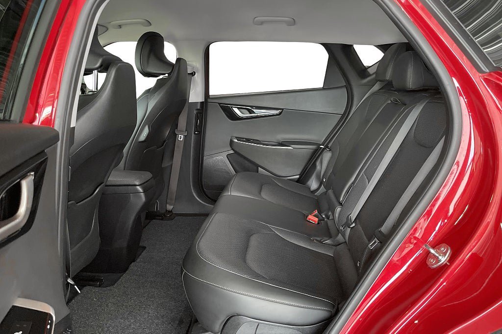Vehicle Image 11