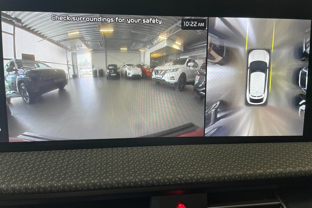 Vehicle Image 22