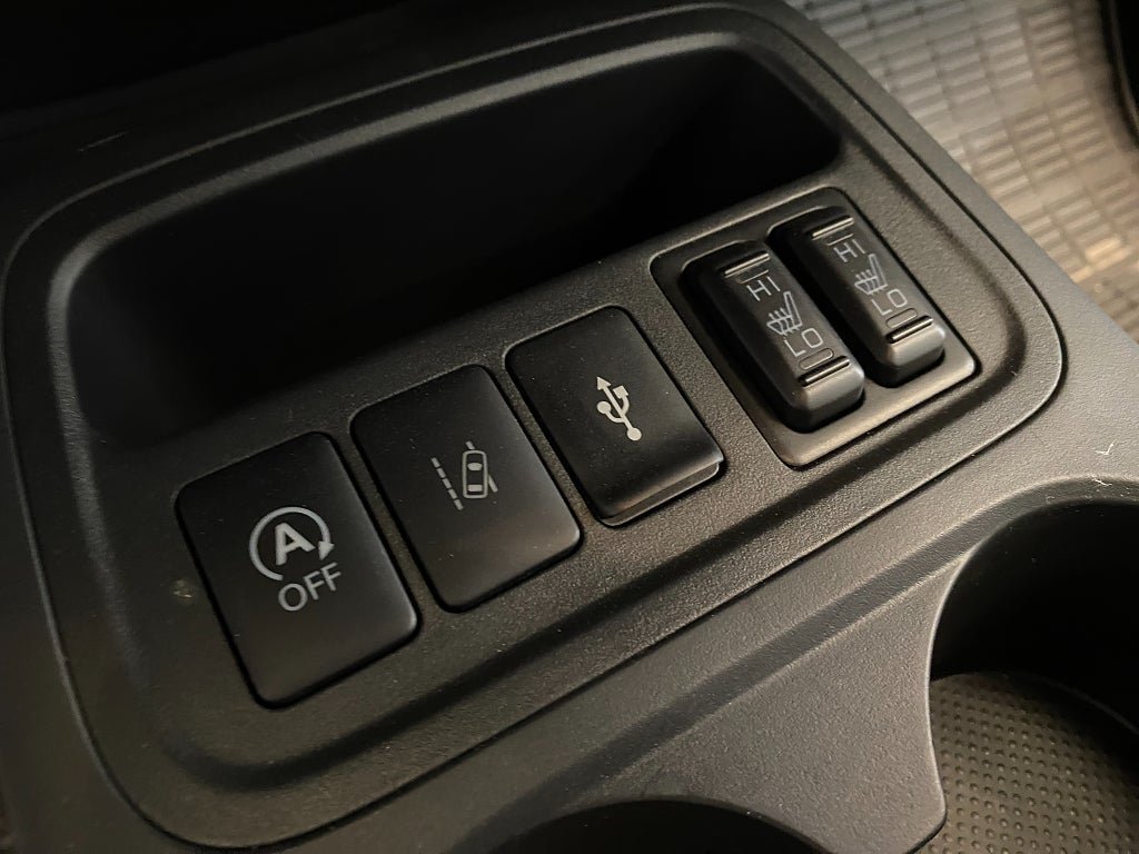 Vehicle Image 38