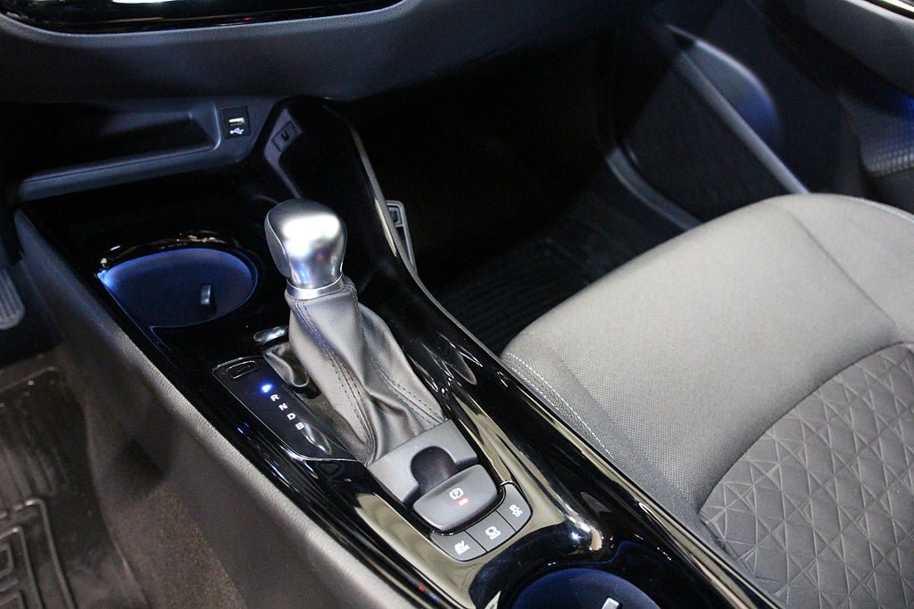 Vehicle Image 8