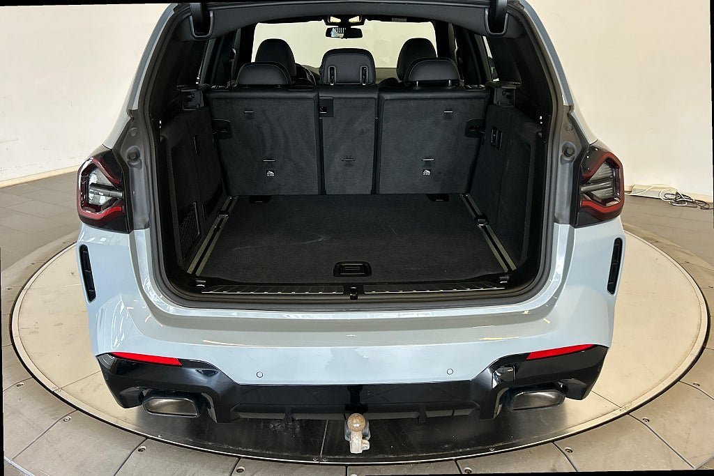 Vehicle Image 23