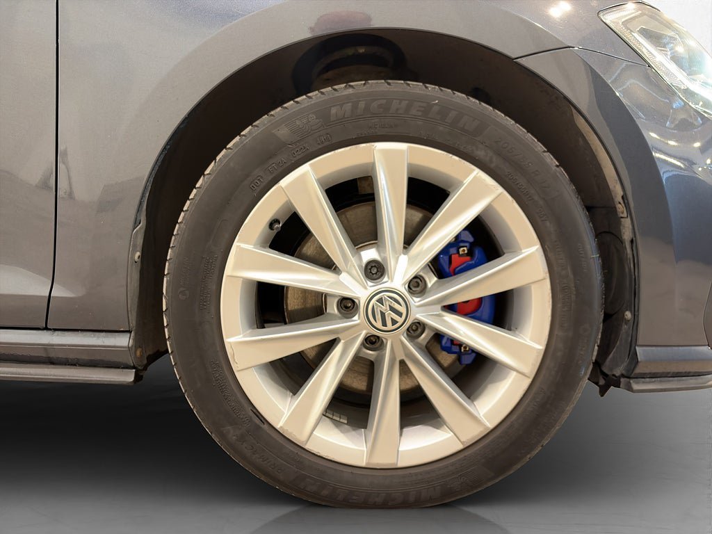 Vehicle Image 30