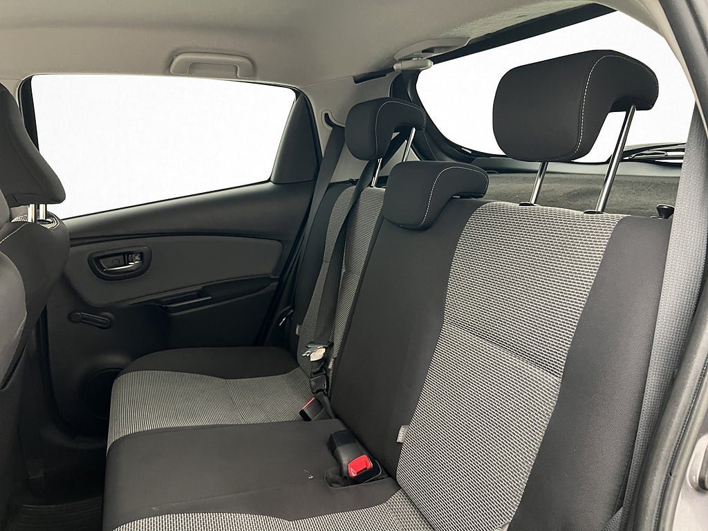 Vehicle Image 22