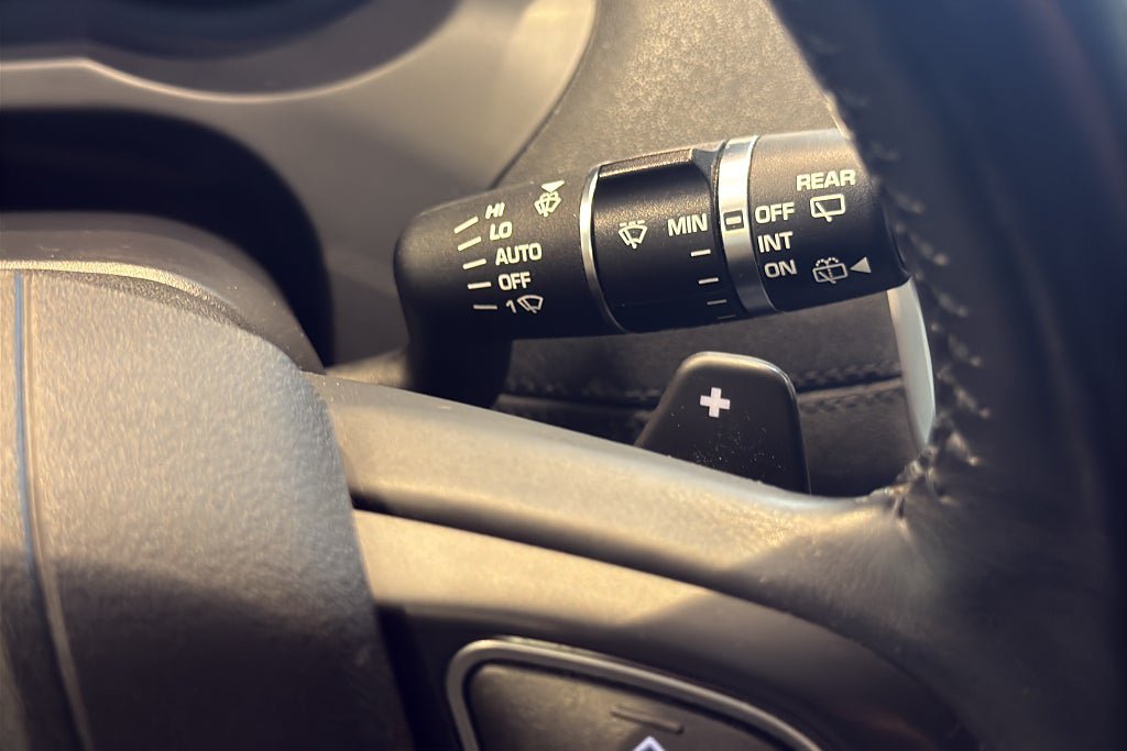 Vehicle Image 18