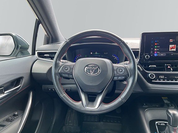 Vehicle Image 9