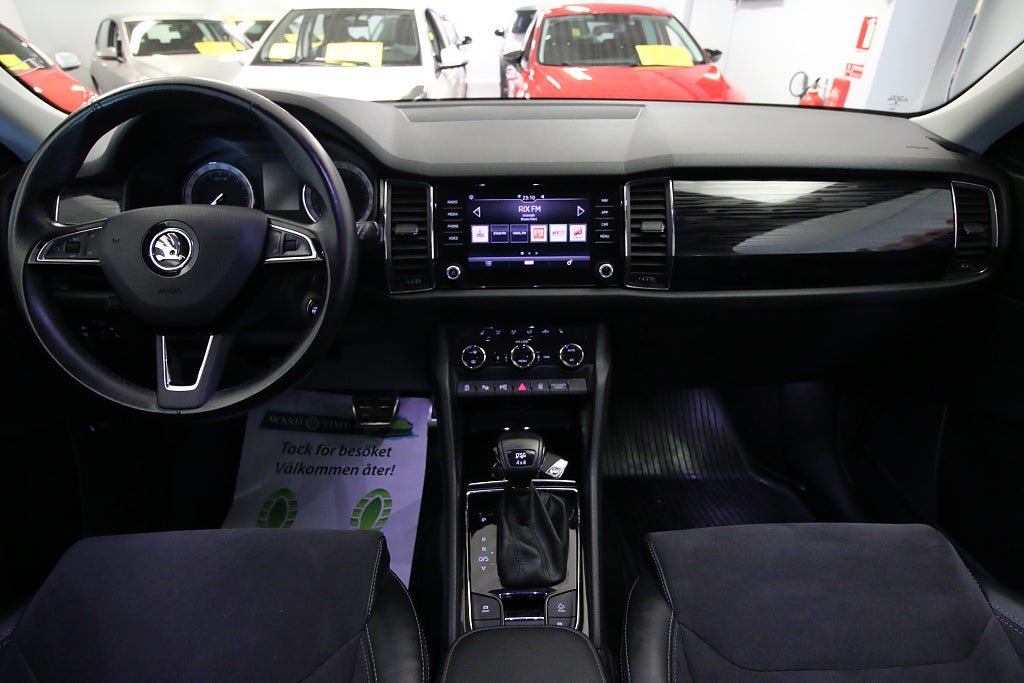 Vehicle Image 22