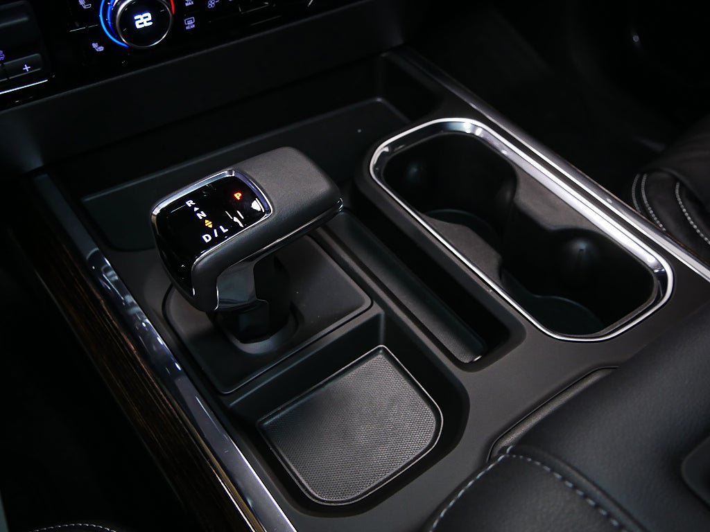 Vehicle Image 23