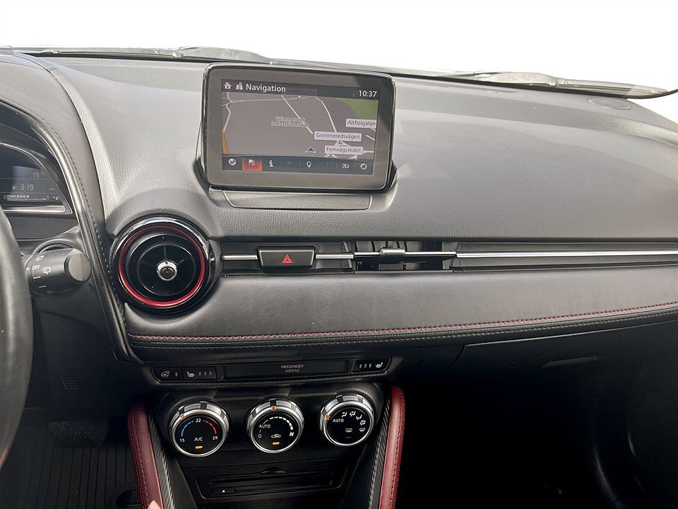 Vehicle Image 11