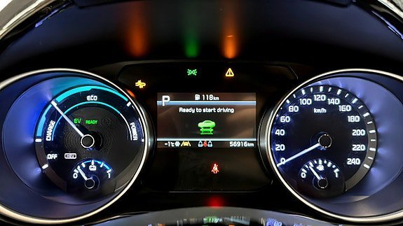 Vehicle Image 16