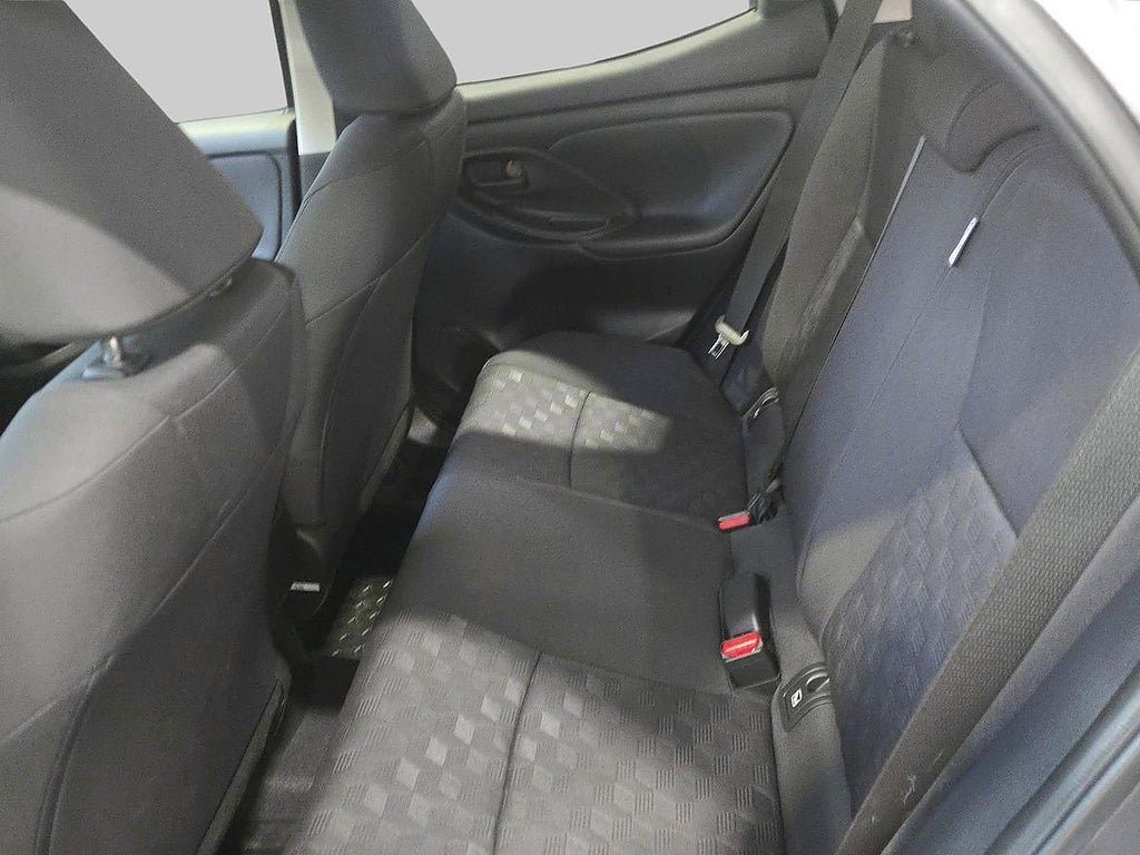 Vehicle Image 11