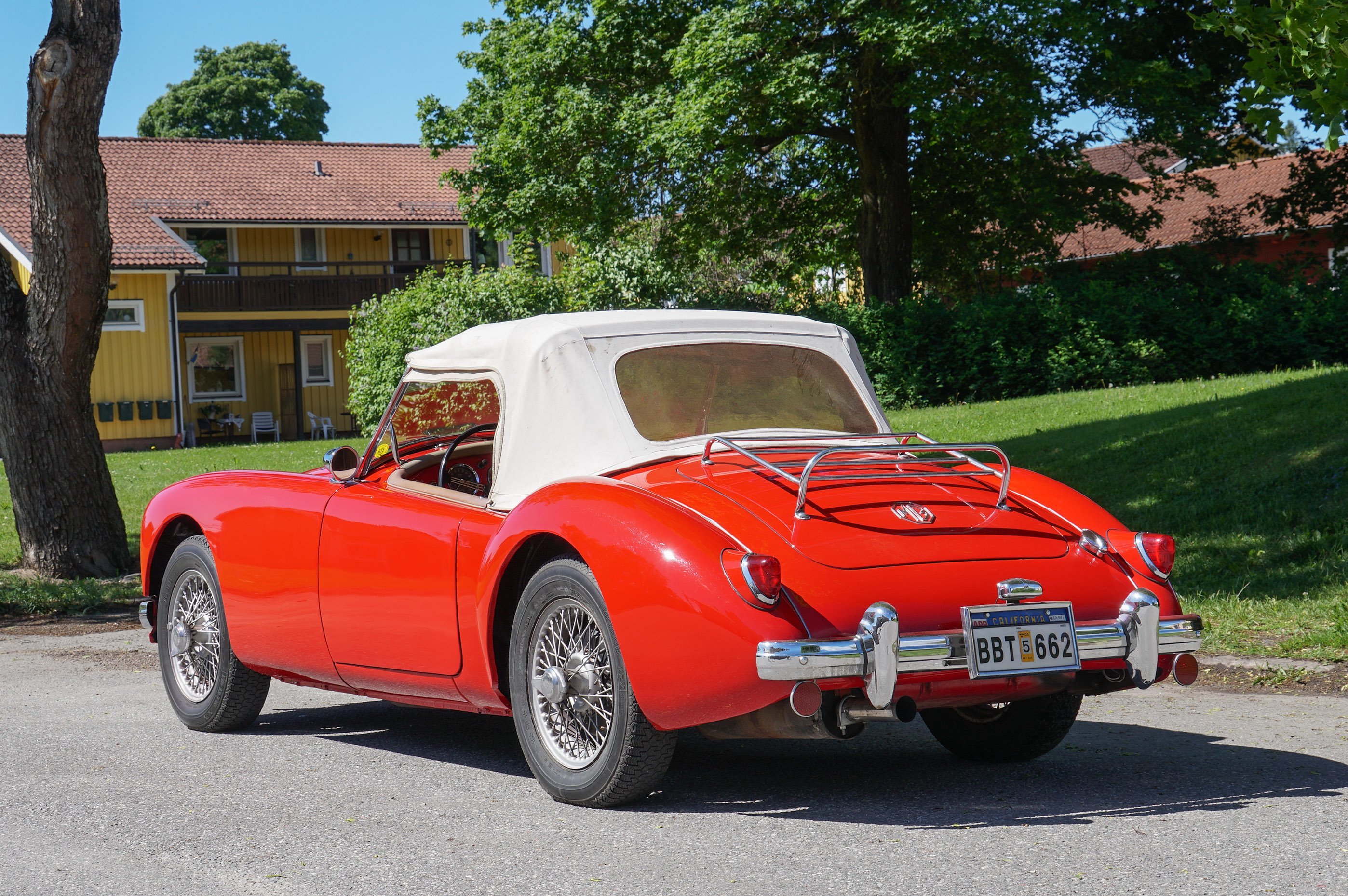 Vehicle Image 23