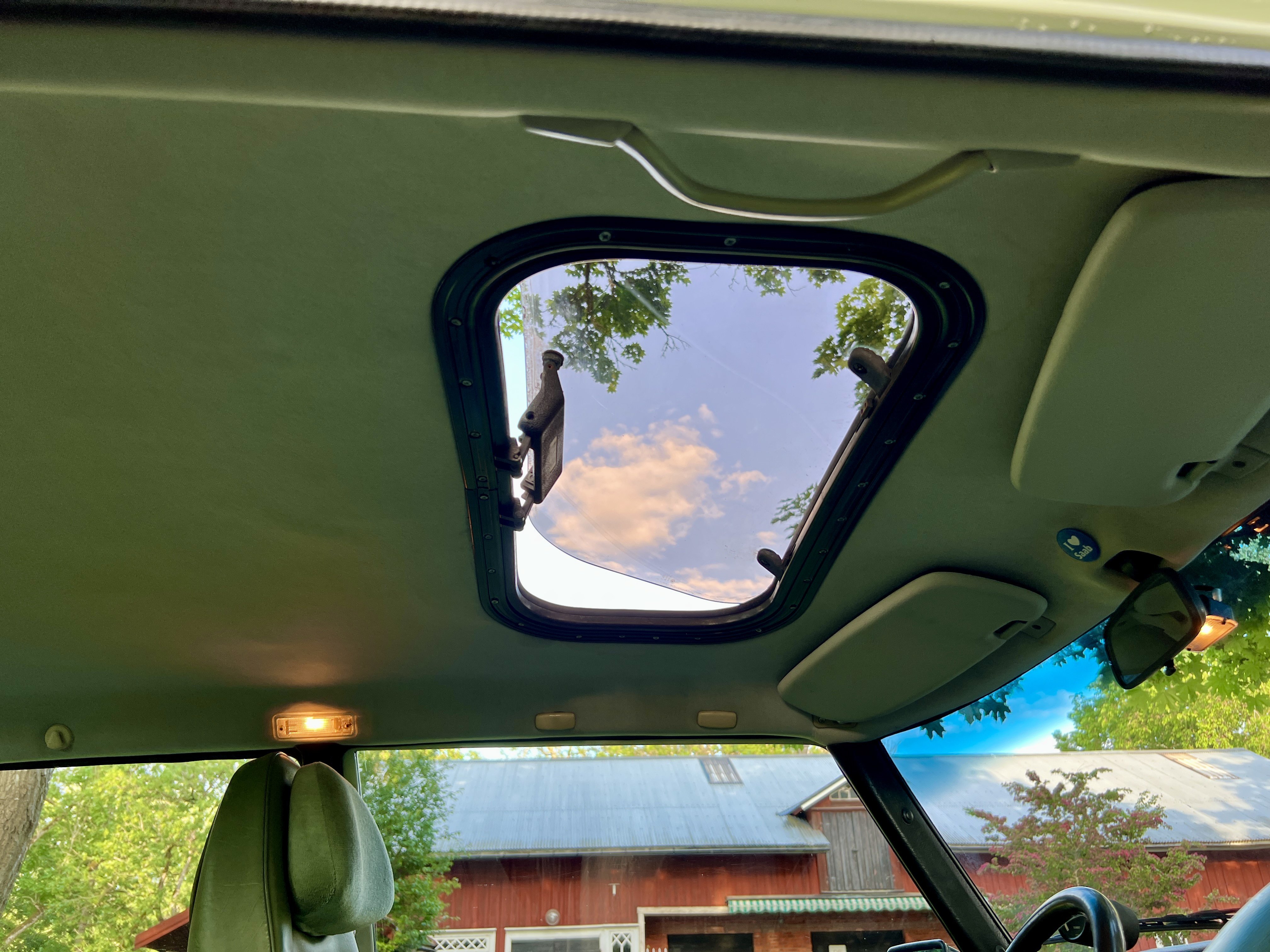 Vehicle Image 20