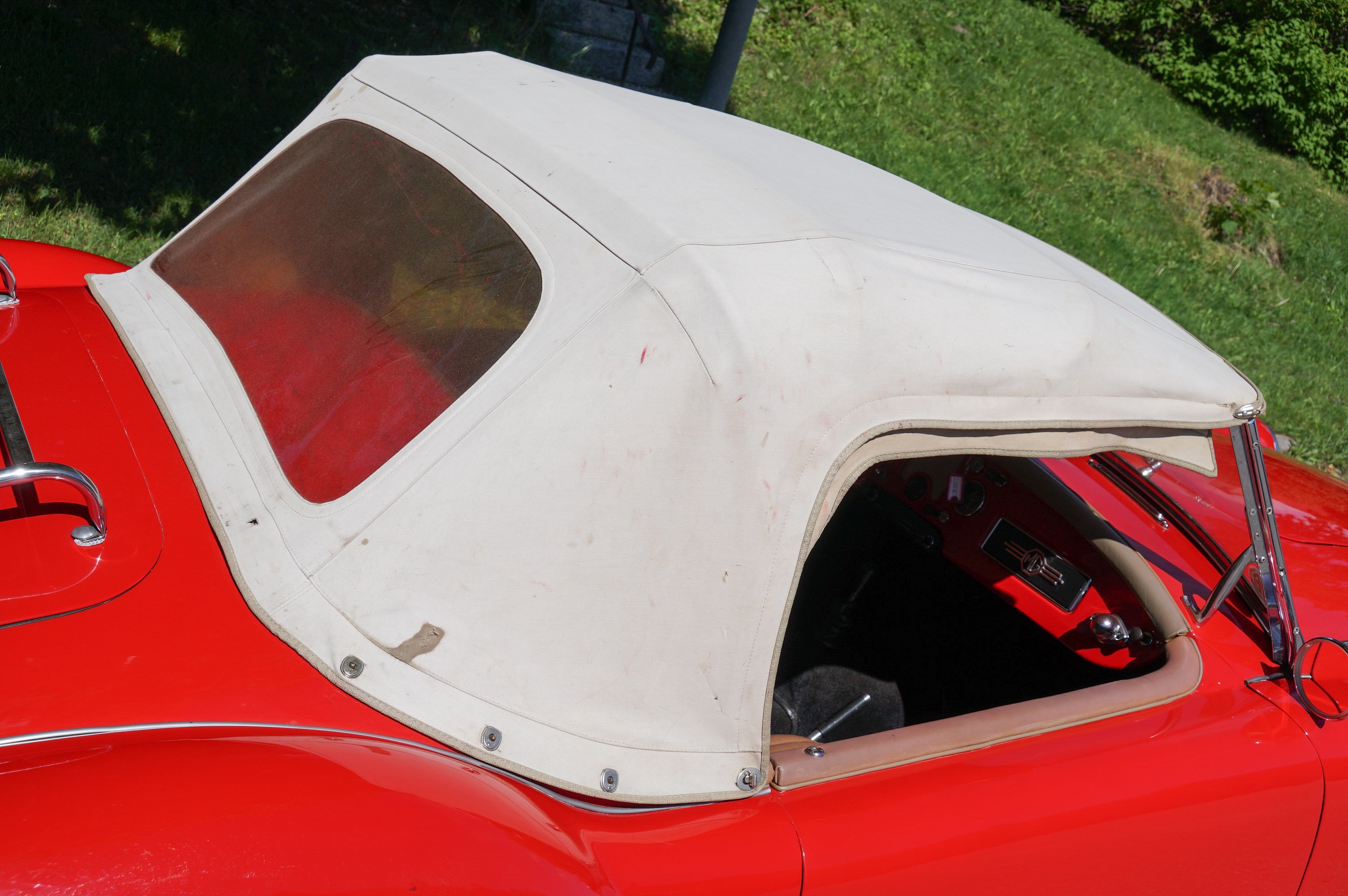 Vehicle Image 37