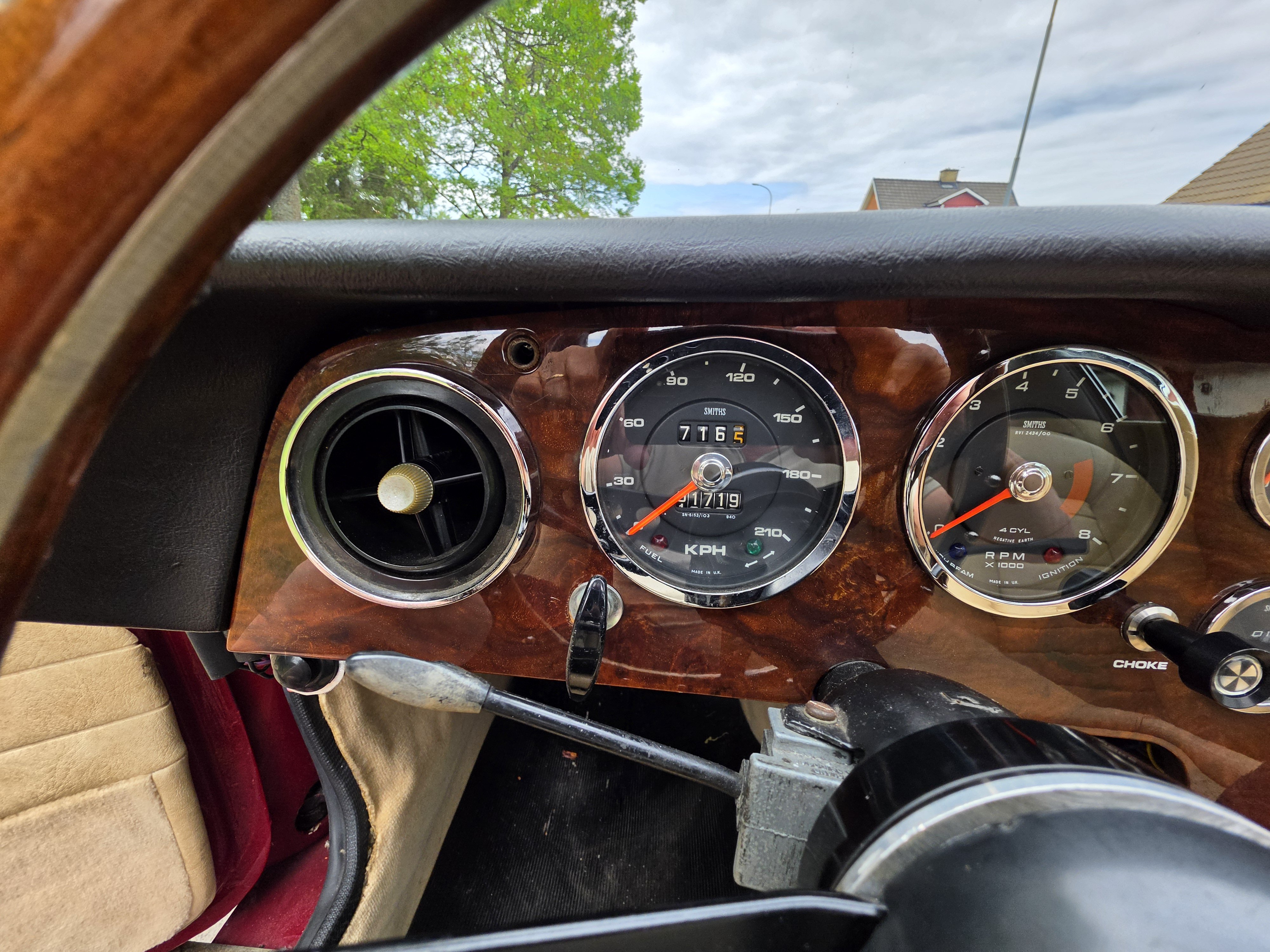 Vehicle Image 29