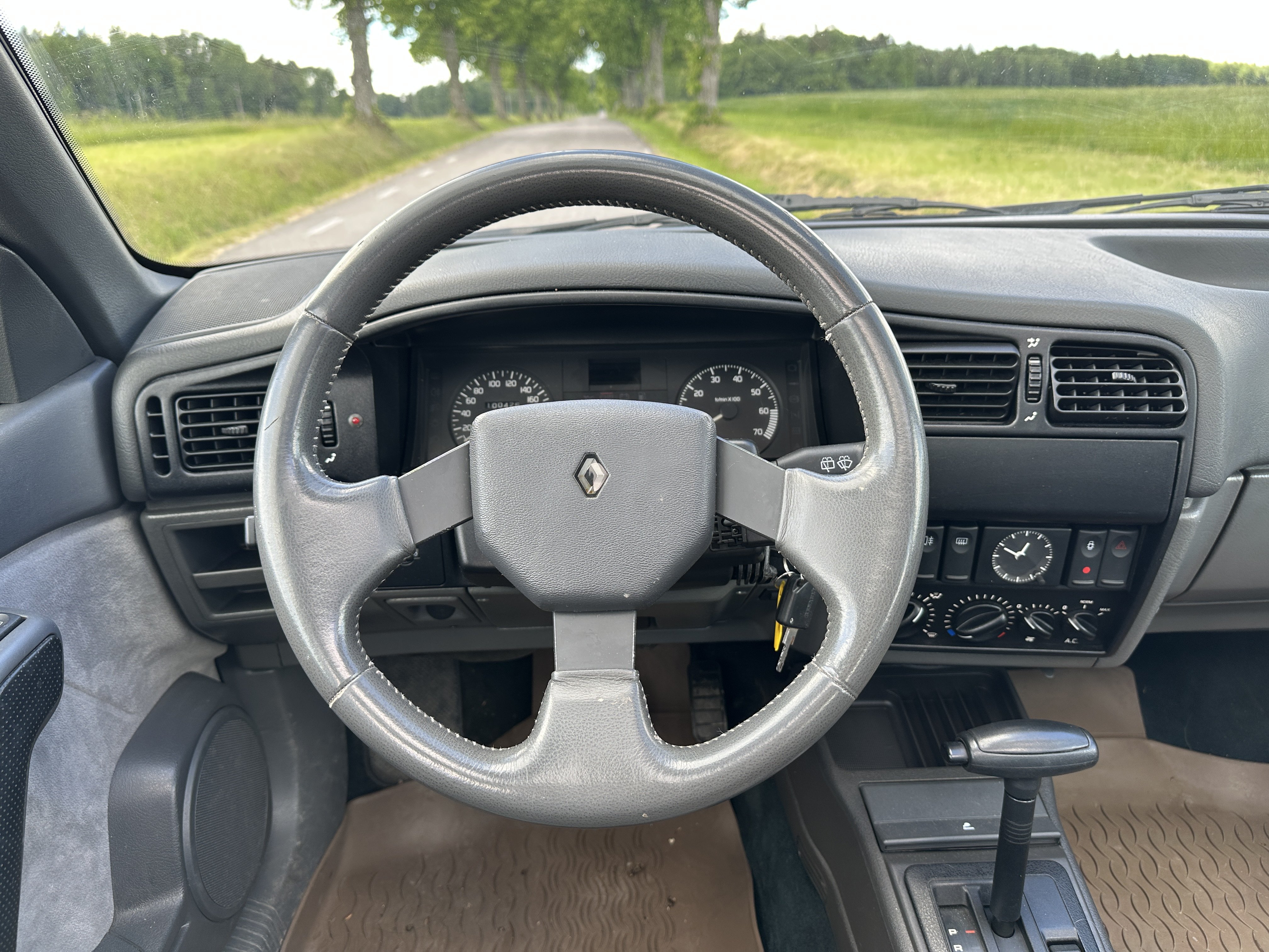 Vehicle Image 40