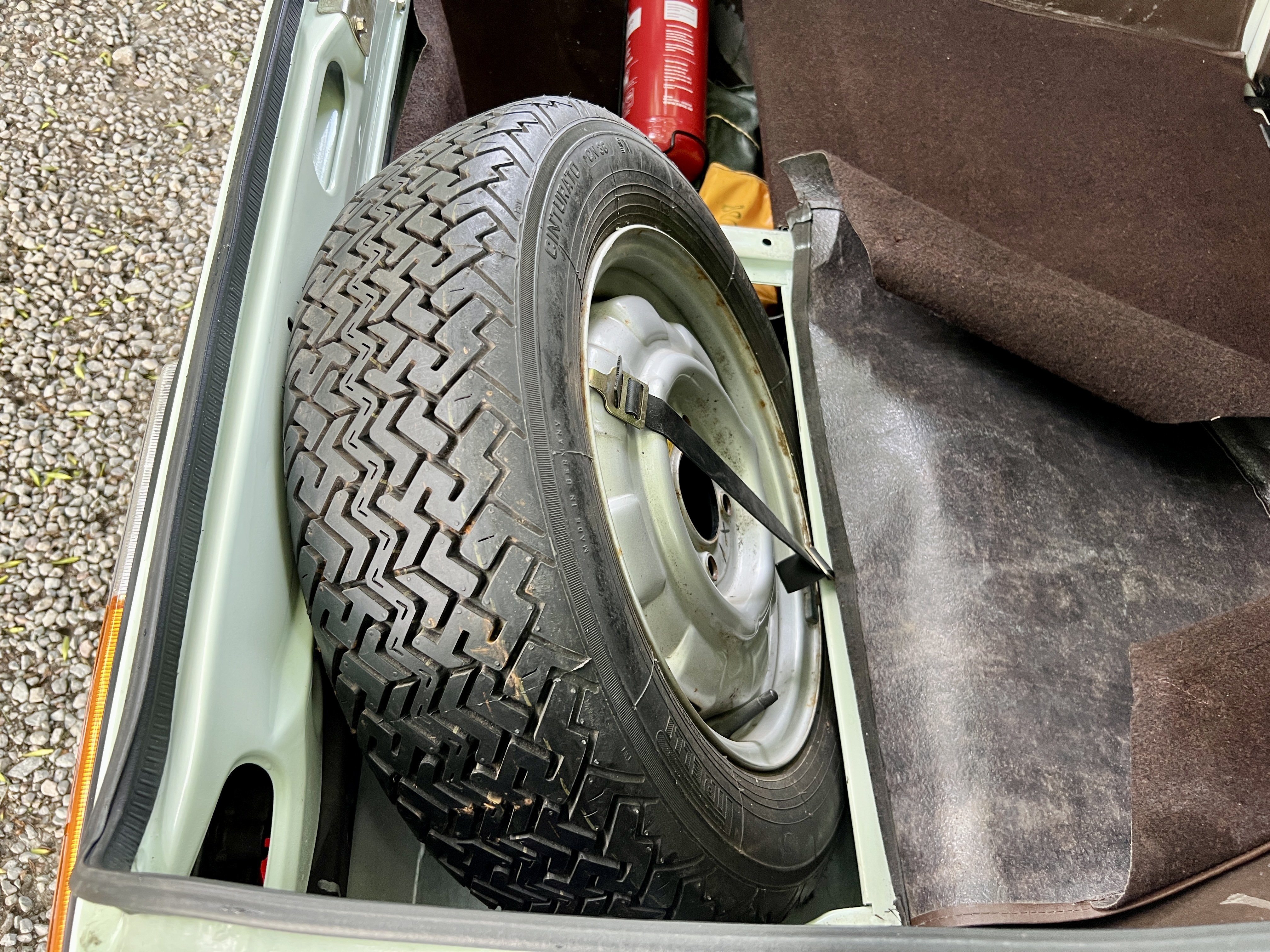 Vehicle Image 36