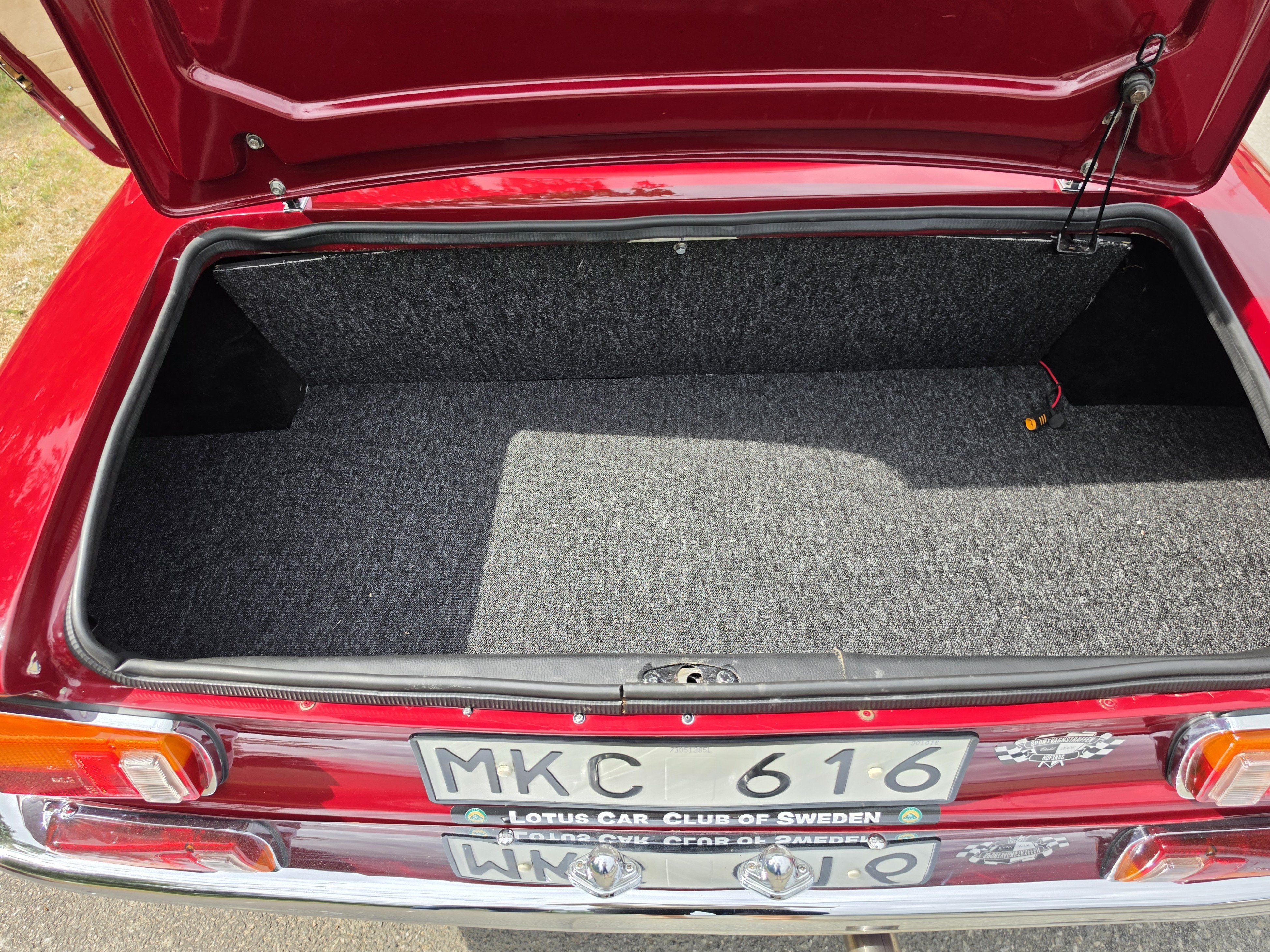 Vehicle Image 38
