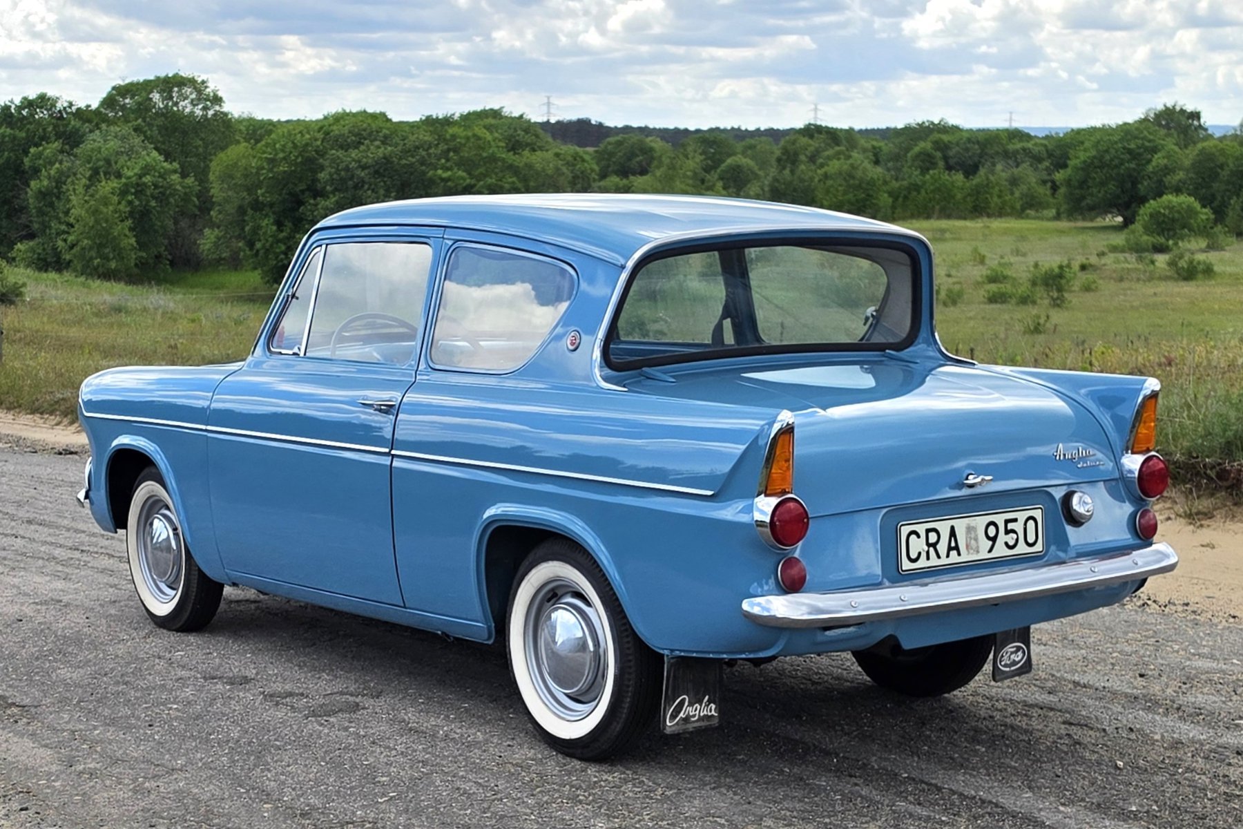 Vehicle Image 34