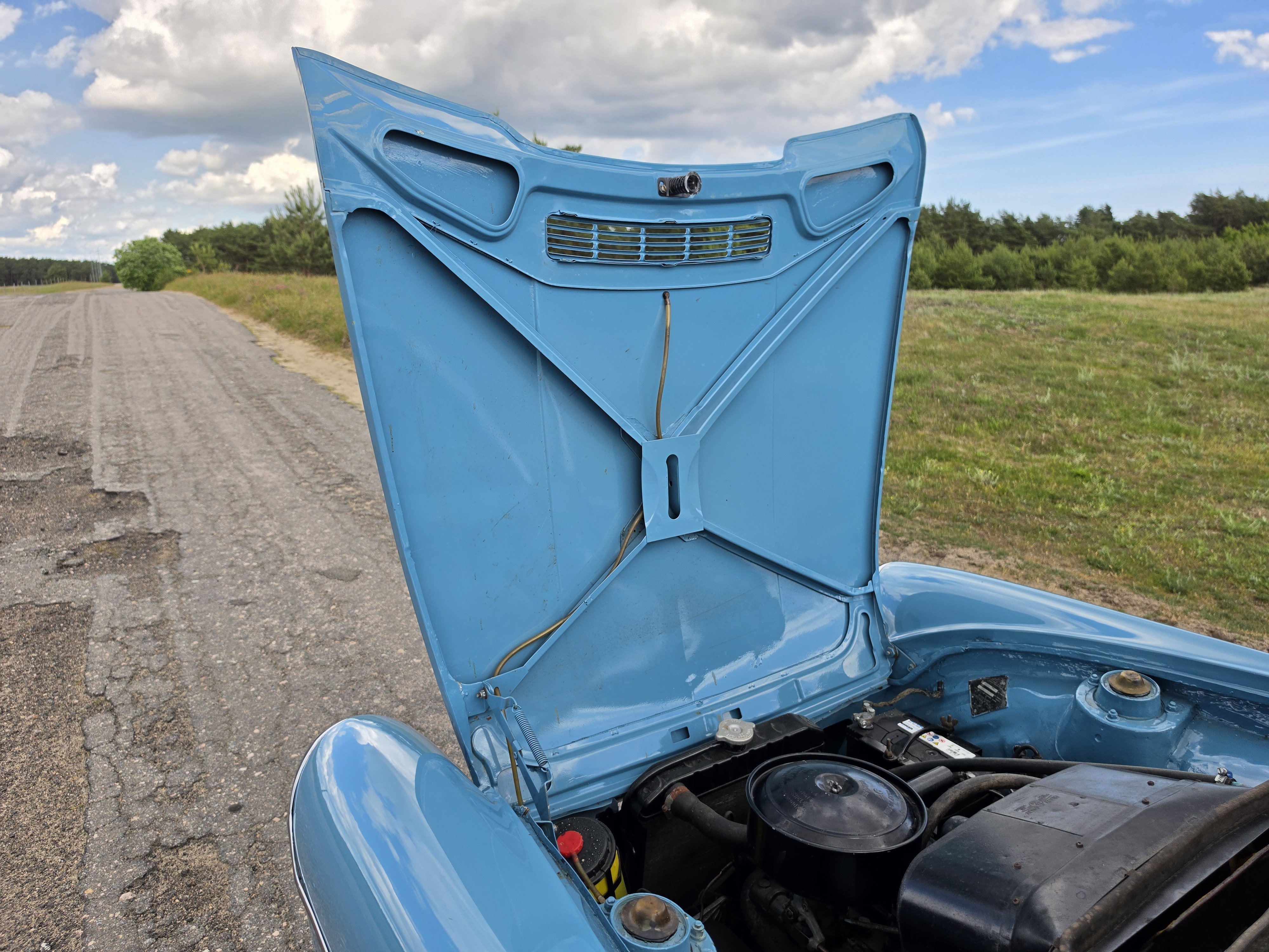 Vehicle Image 35