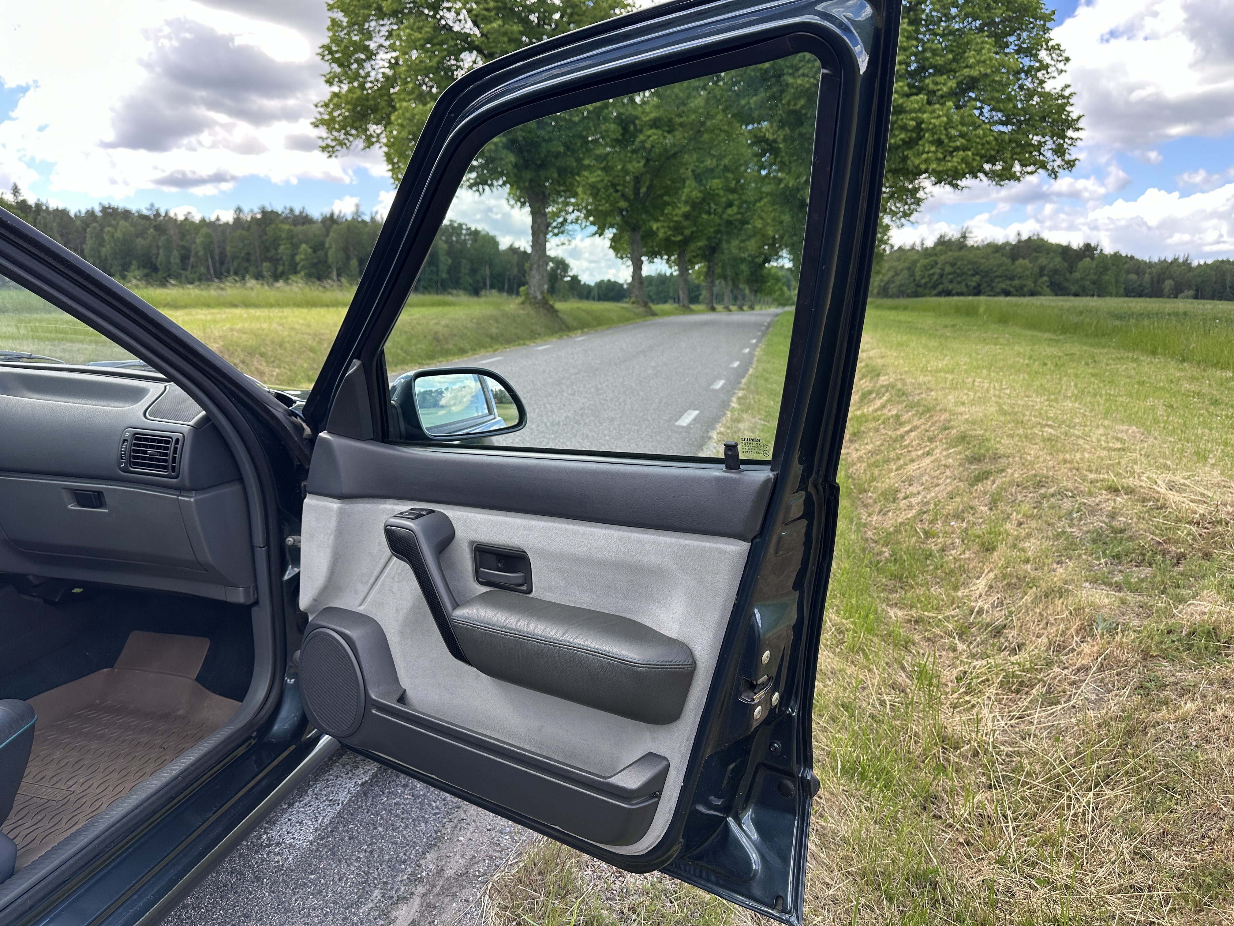 Vehicle Image 52