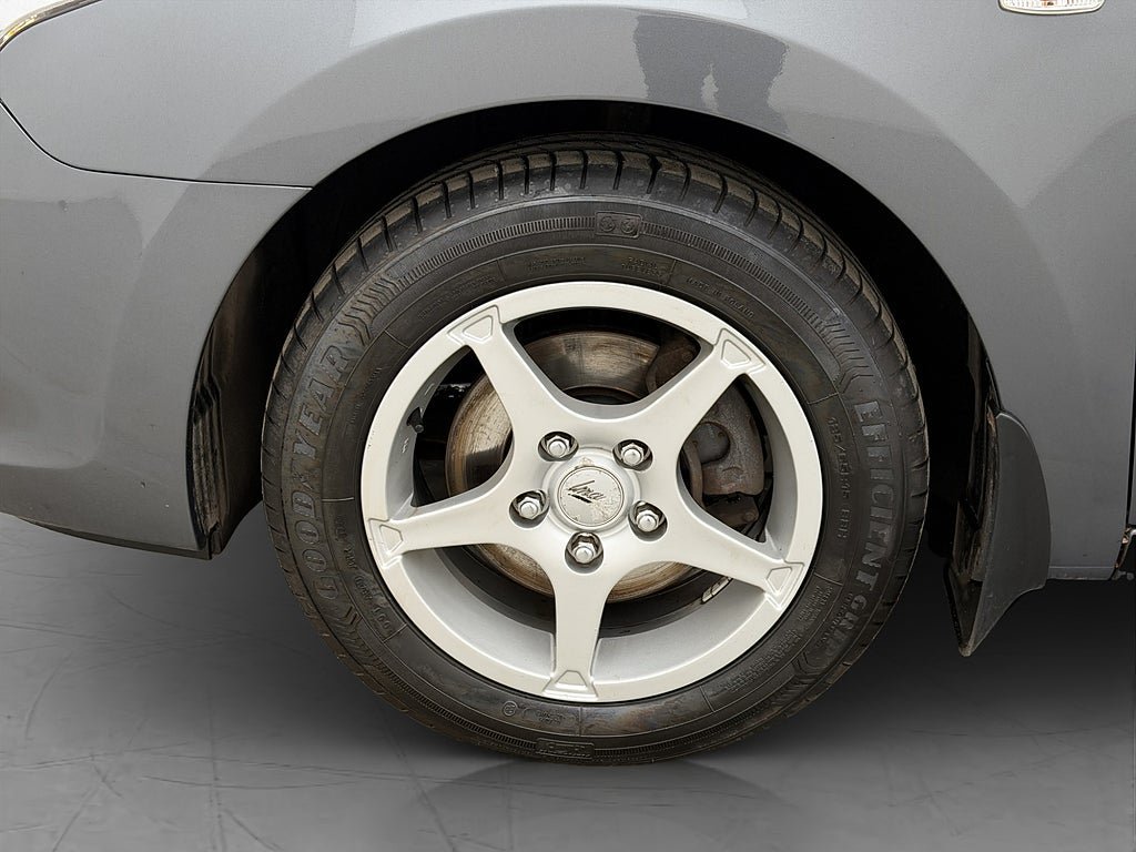 Vehicle Image 22