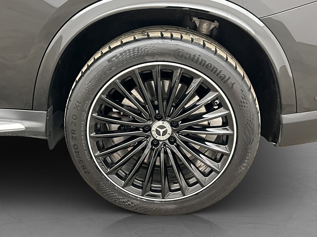 Vehicle Image 37