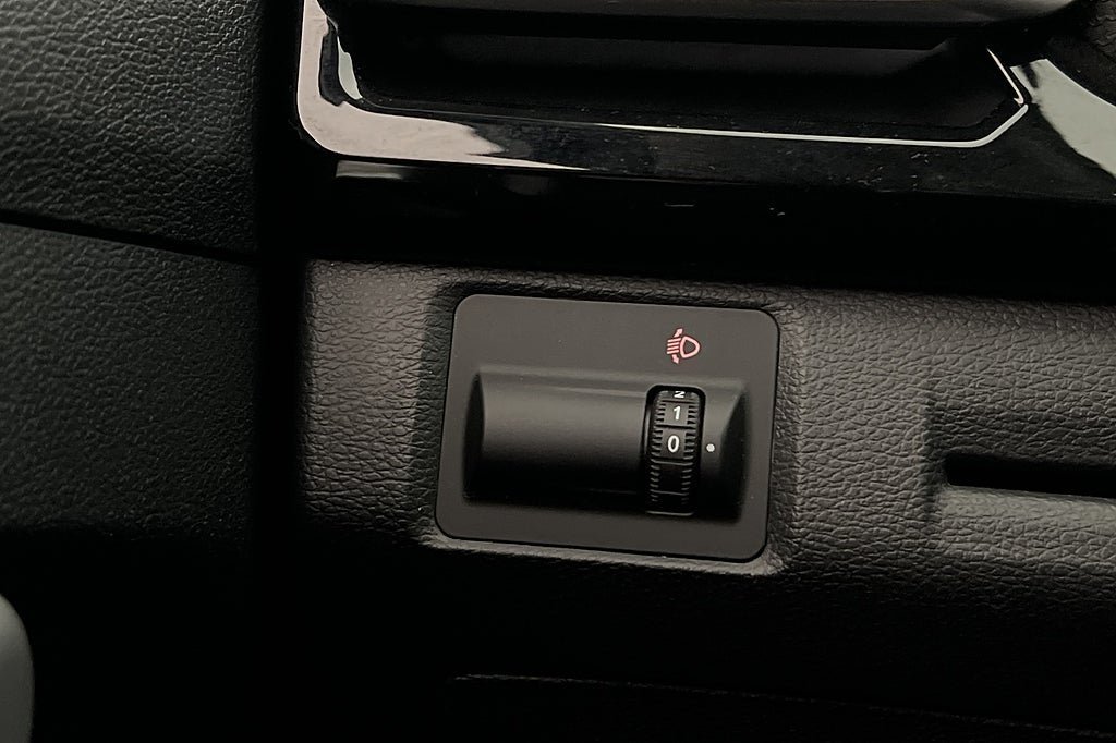 Vehicle Image 26