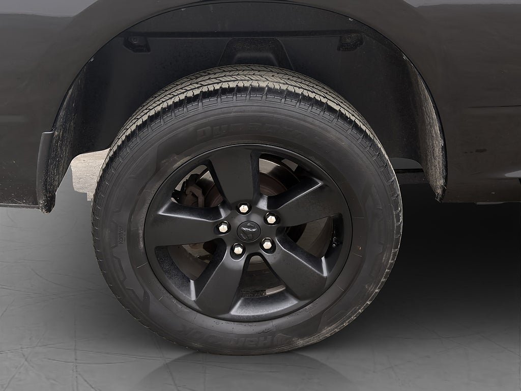 Vehicle Image 36