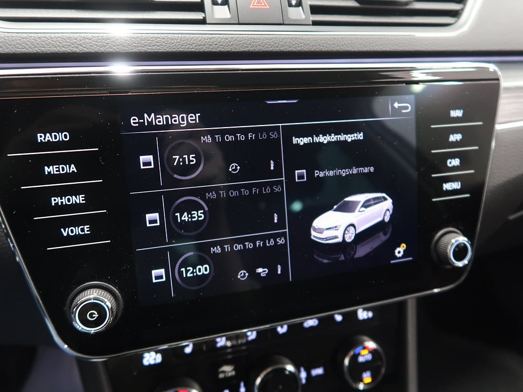 Vehicle Image 27