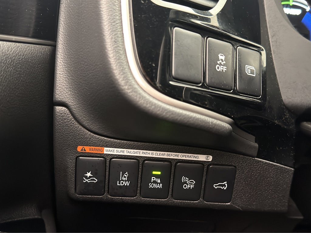 Vehicle Image 17